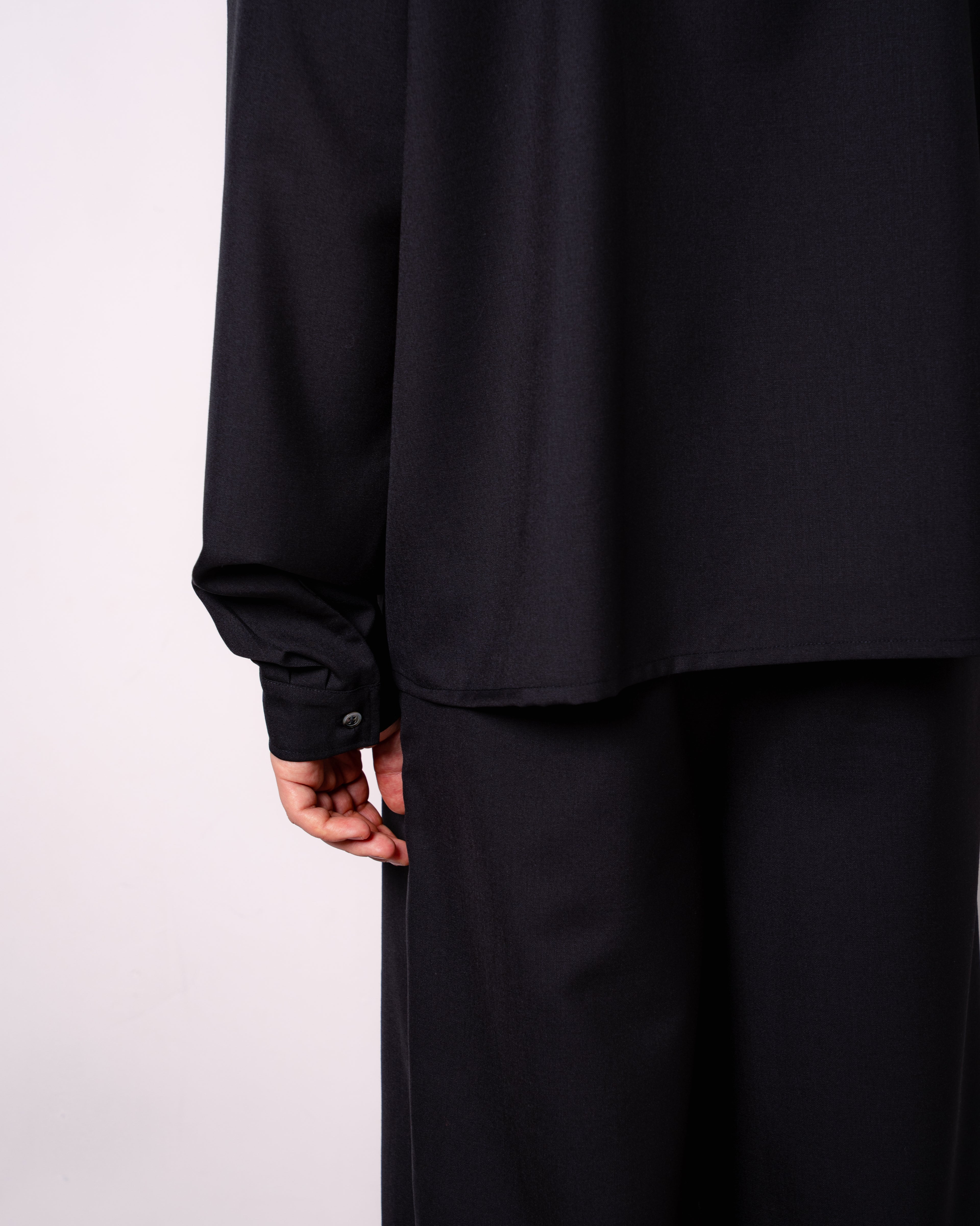 CLASSIC OPEN COLLAR SHIRT