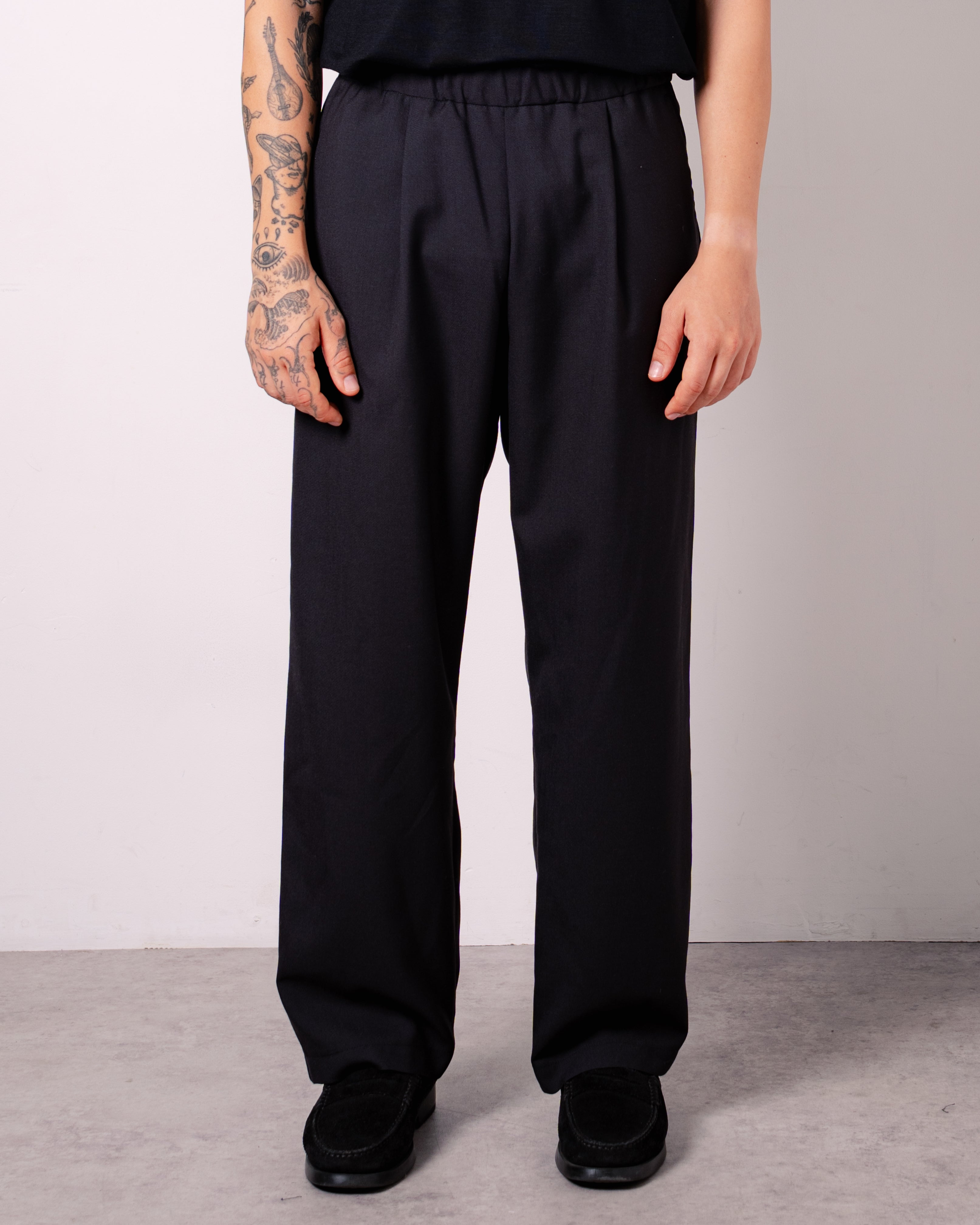 DRAWSTRING TROUSERS