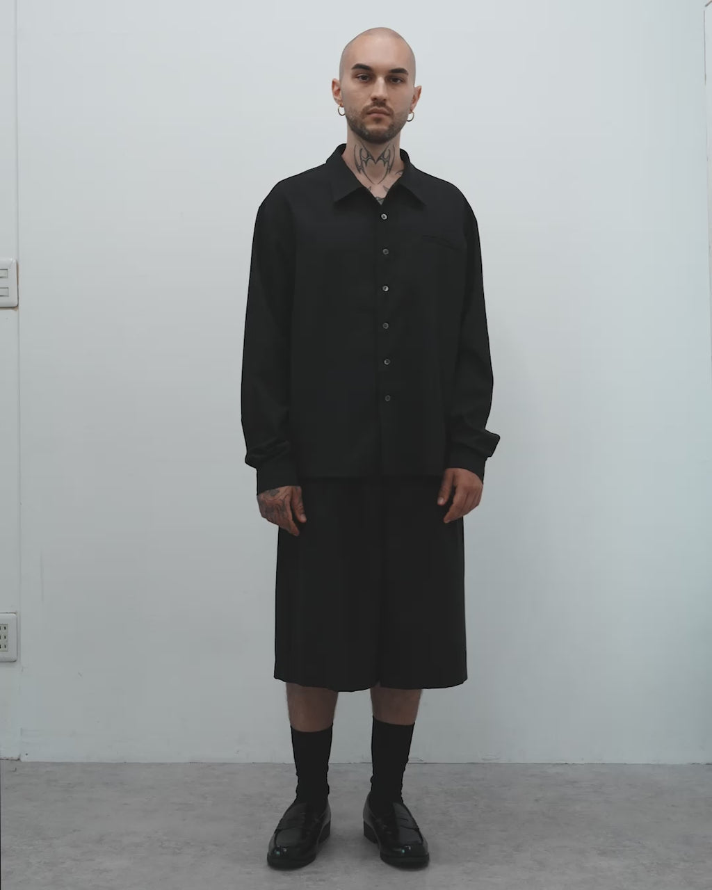 FLY FRONT BERMUDA SHORTS