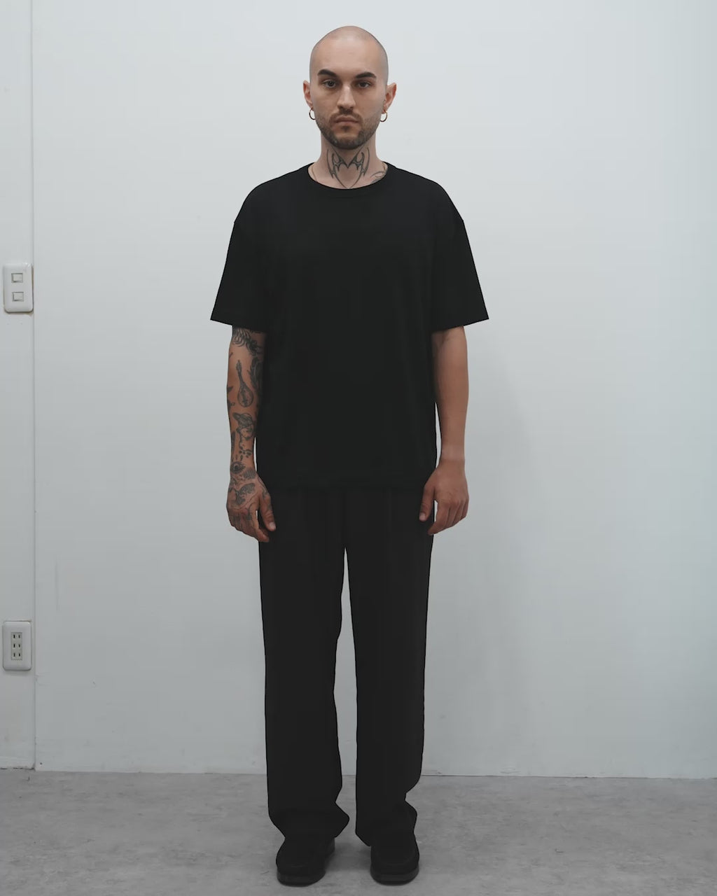 DRAWSTRING TROUSERS